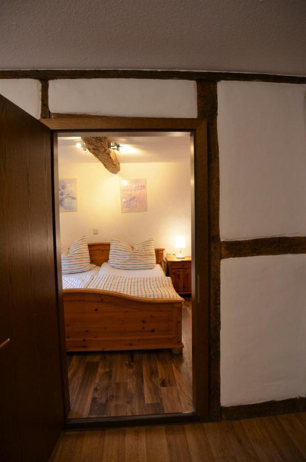 Altes Winzerhaus - Ferienhaus Burgen  Dış mekan fotoğraf